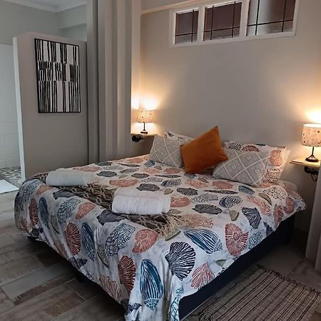 Bluewater Guesthouse Port Elizabeth Bagian luar foto