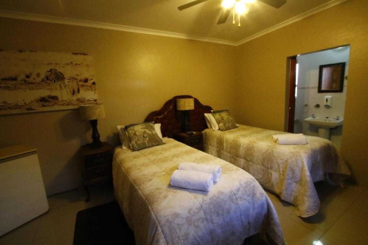 Bluewater Guesthouse Port Elizabeth Bagian luar foto