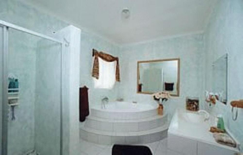 Bluewater Guesthouse Port Elizabeth Bagian luar foto
